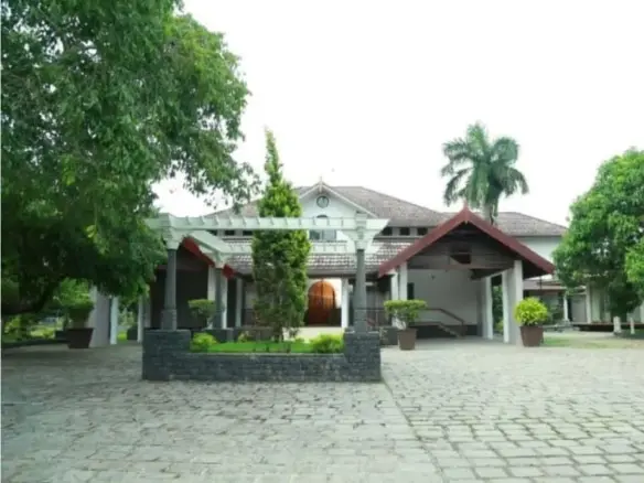 5BHK Bungalow for Sale in Panangad | Kochi