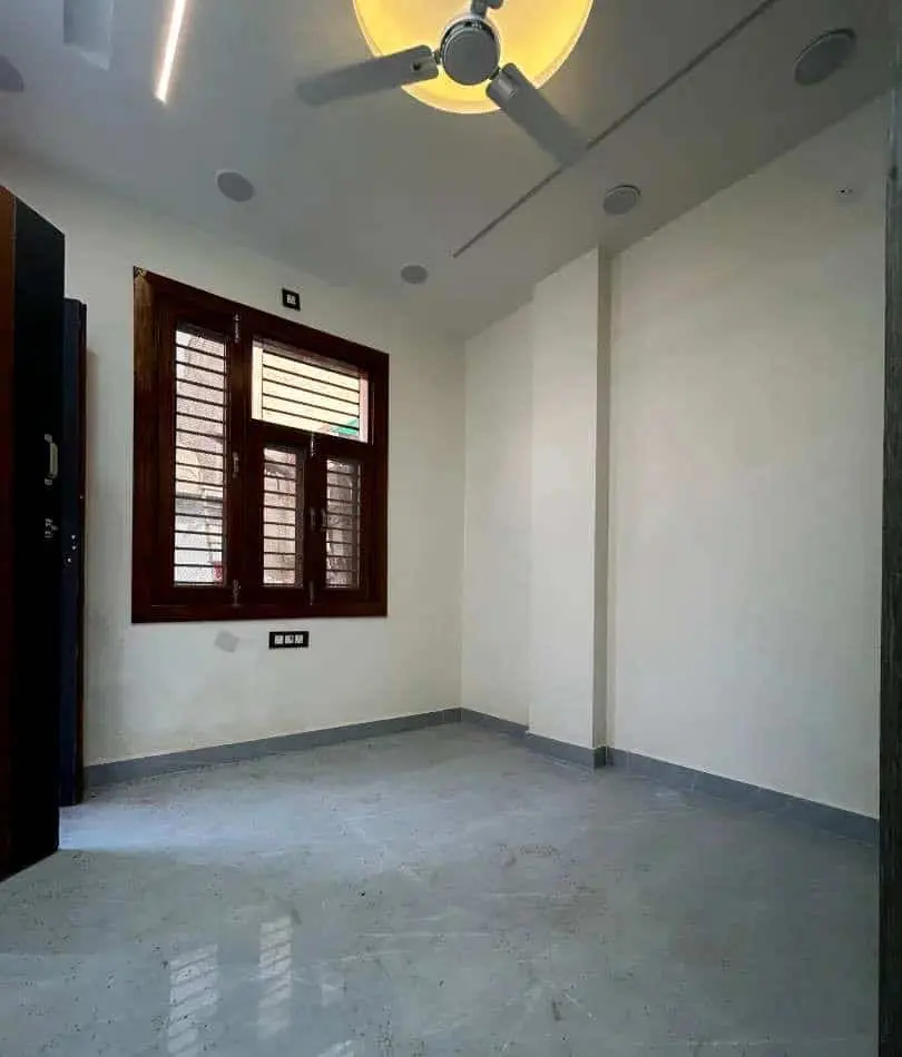 2BHK Flat for Sale in Dwarka Mor | Delhi