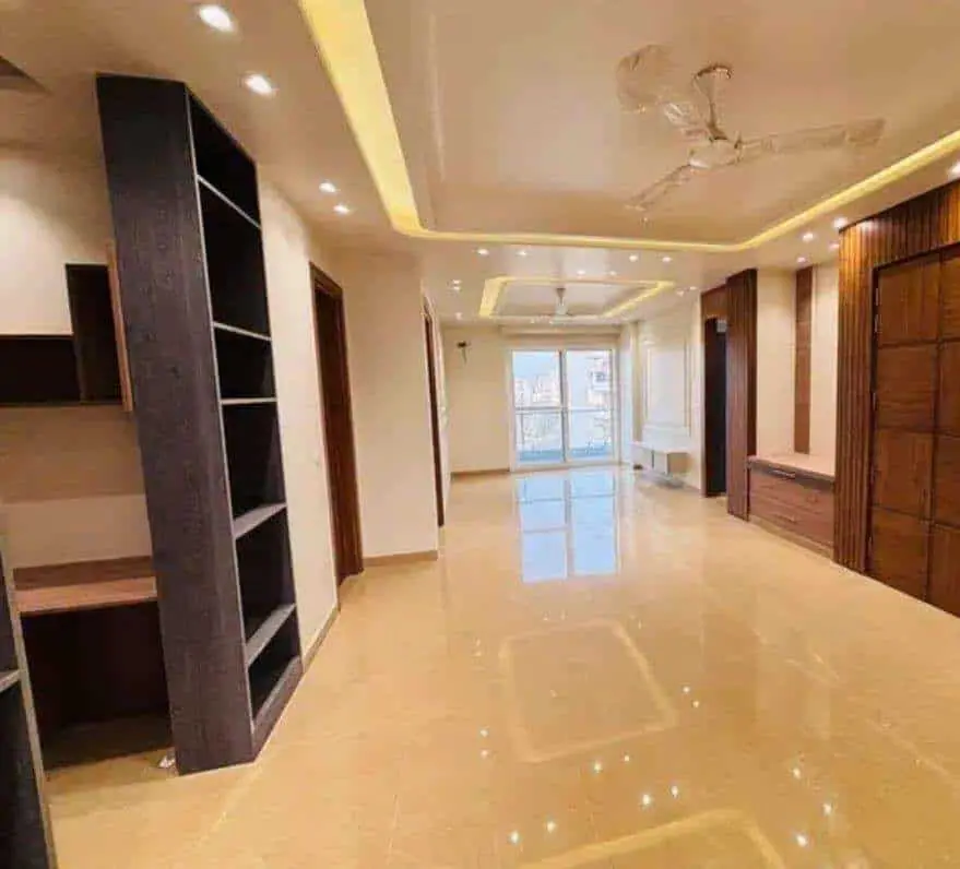 3BHK Flat for Sale in Sector 52 | Noida