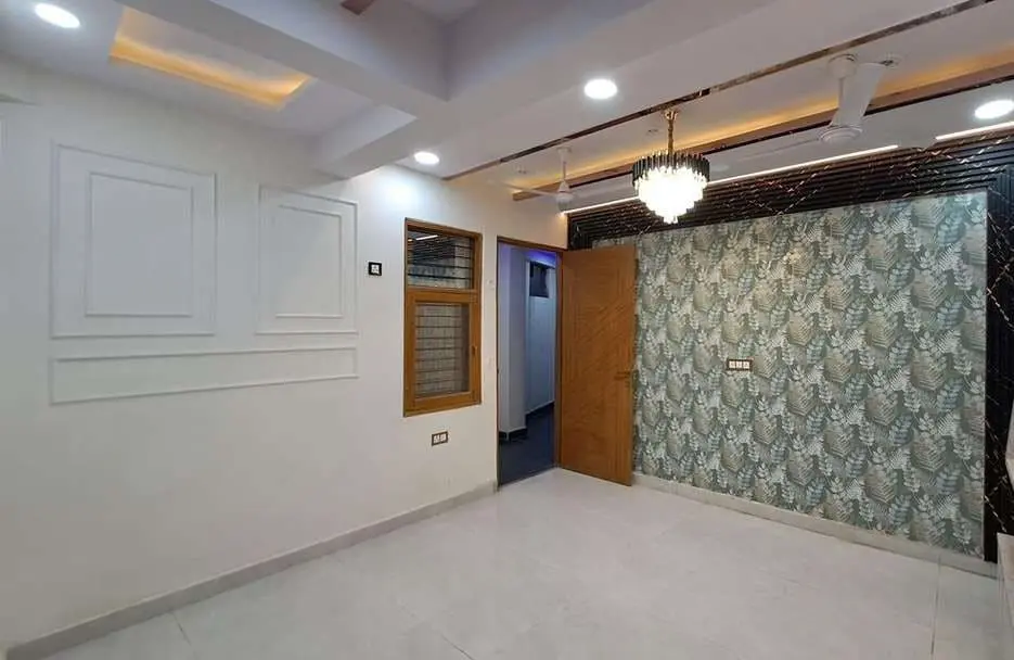 2BHK Flat for Sale in Sector 52 | Noida