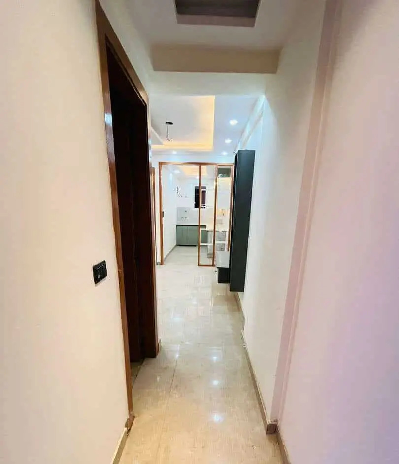 2BHK Flat for Sale in Sector 52 | Noida