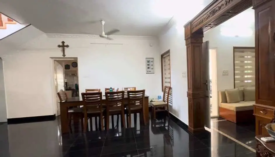 5BHK Bungalow for Sale in Paravur Junction | Aluva