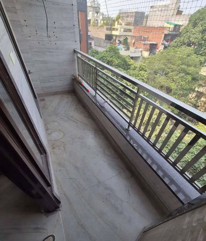 2BHK Flat for Sale in Ramesh Nagar | Delhi