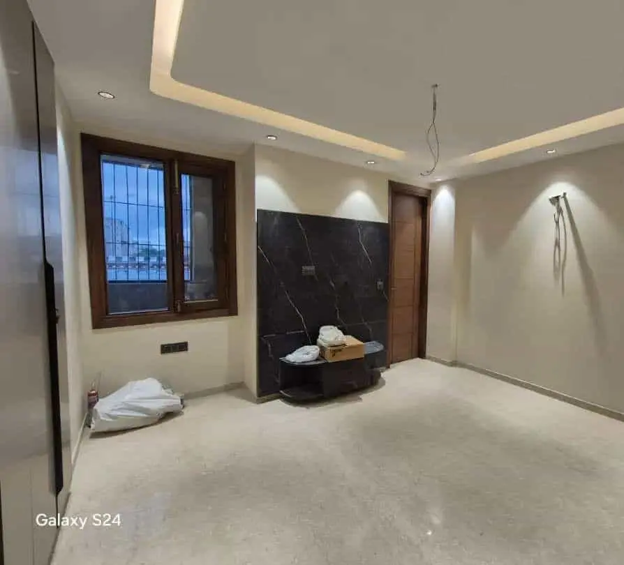 3BHK Apartment for Sale in Raja Garden | Delhi