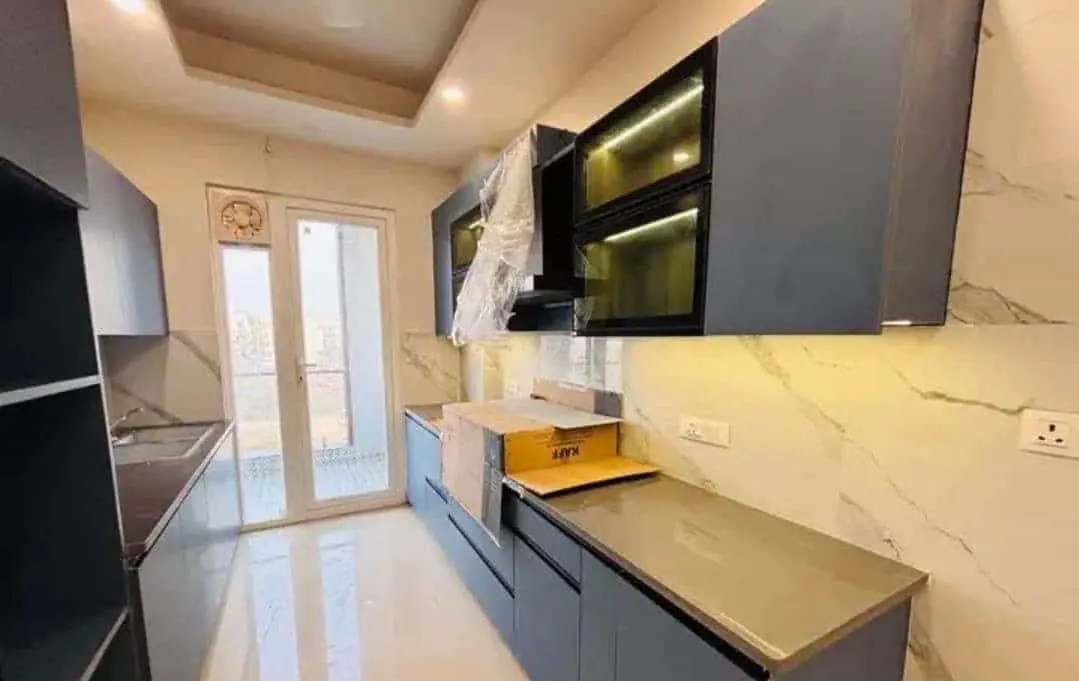 New 3BHK Flat for Sale in Sector 52 | Noida