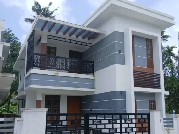 4BHK House for Sale in Thottakkattukara Junction | Aluva