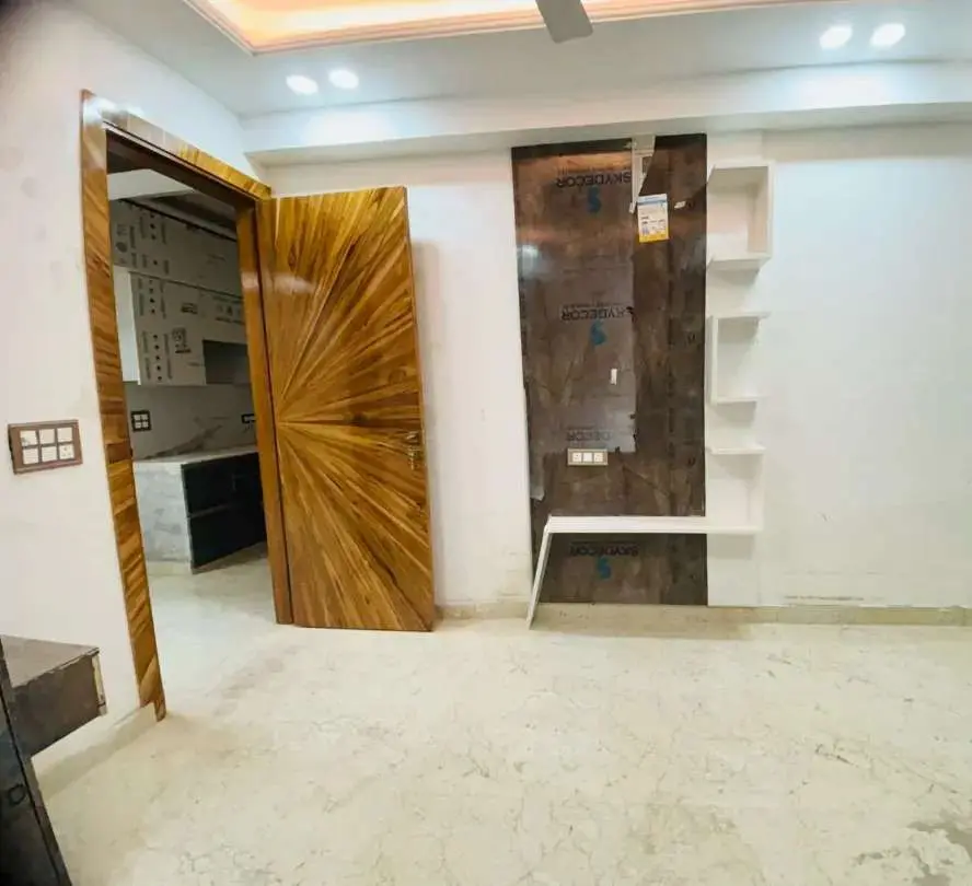 2BHK Flat for Sale in Sector 102 | Noida