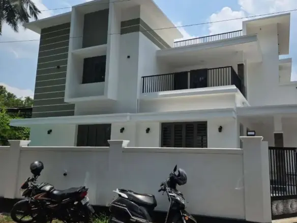 5BHK House for Sale in Kalathode | Thrissur