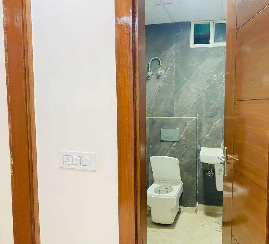1BHK Flat for Sale in Sector 44 | Noida