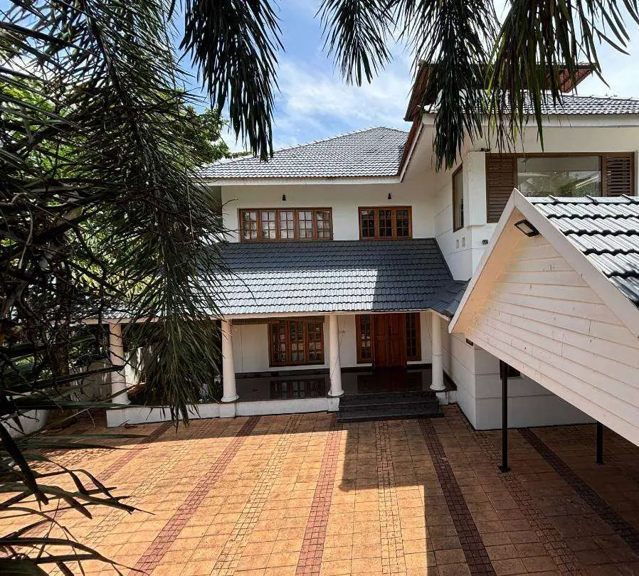 4BHK Villa for Sale in Vyttila | Kochi