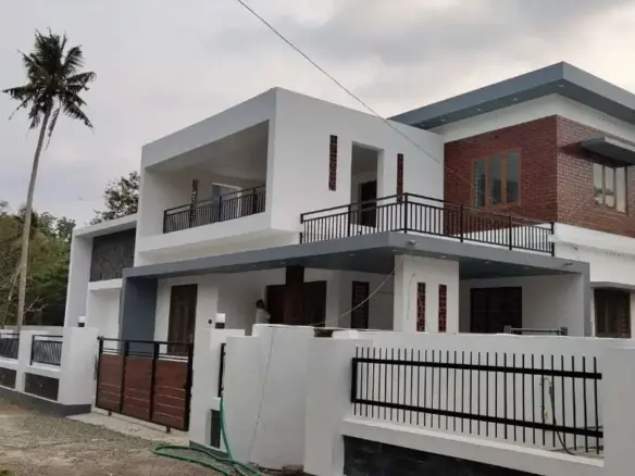 4BHK House for Sale in Karukutty | Angamaly