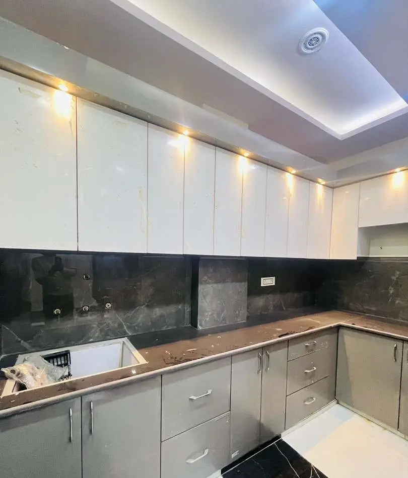 2BHK Flat for Sale in Dwarka Mor | Delhi
