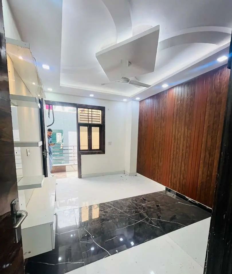 2BHK Flat for Sale in Dwarka Mor | Delhi