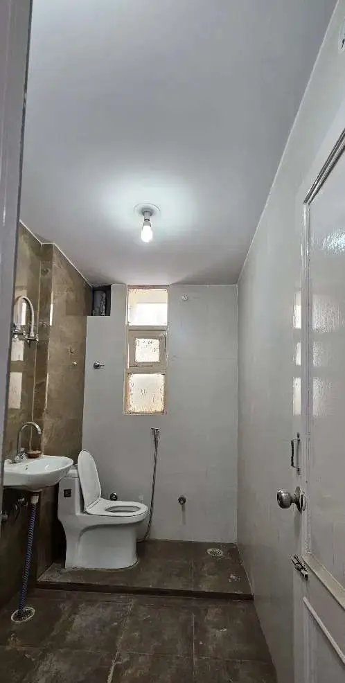 2BHK Flat for Sale in Lanka | Varanasi