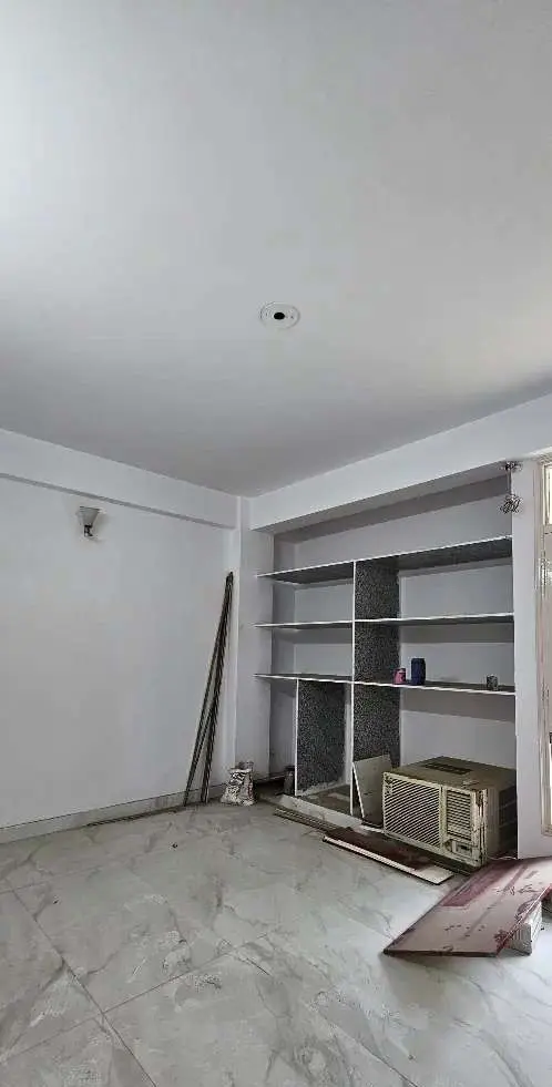 2BHK Flat for Sale in Lanka | Varanasi
