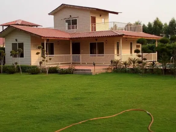 Farmhouse For Rent in Noida