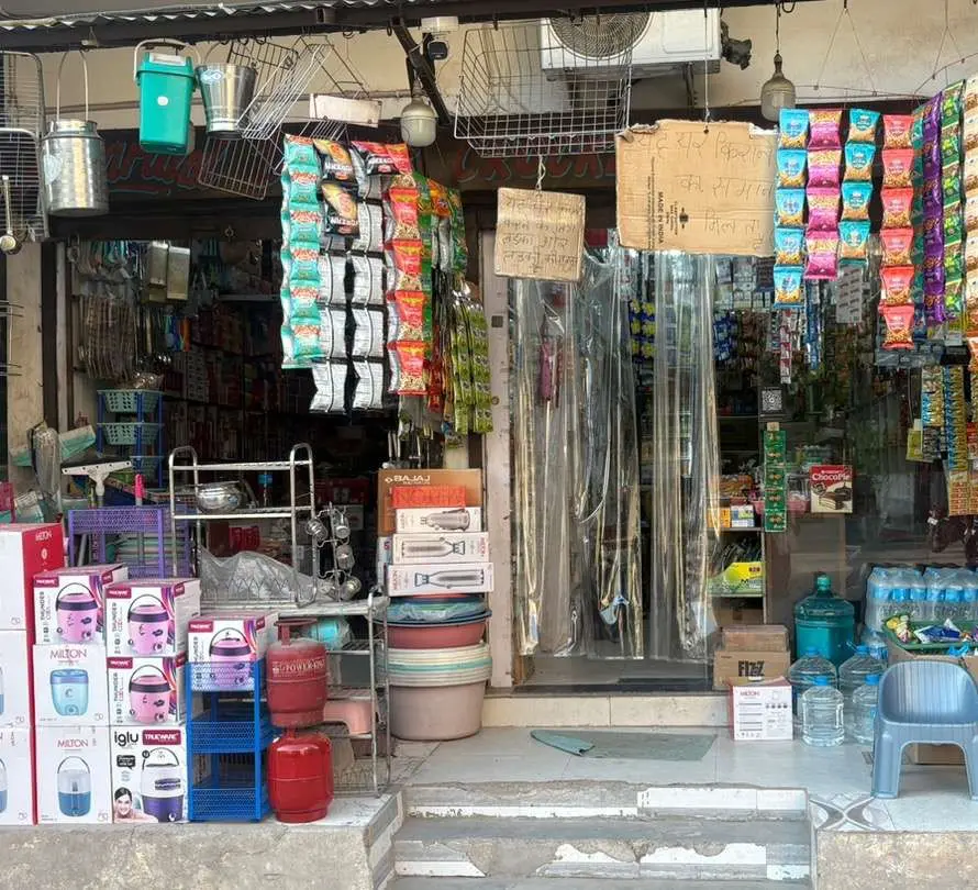 Commercial Building for Sale in Nayagaon | Karoran
