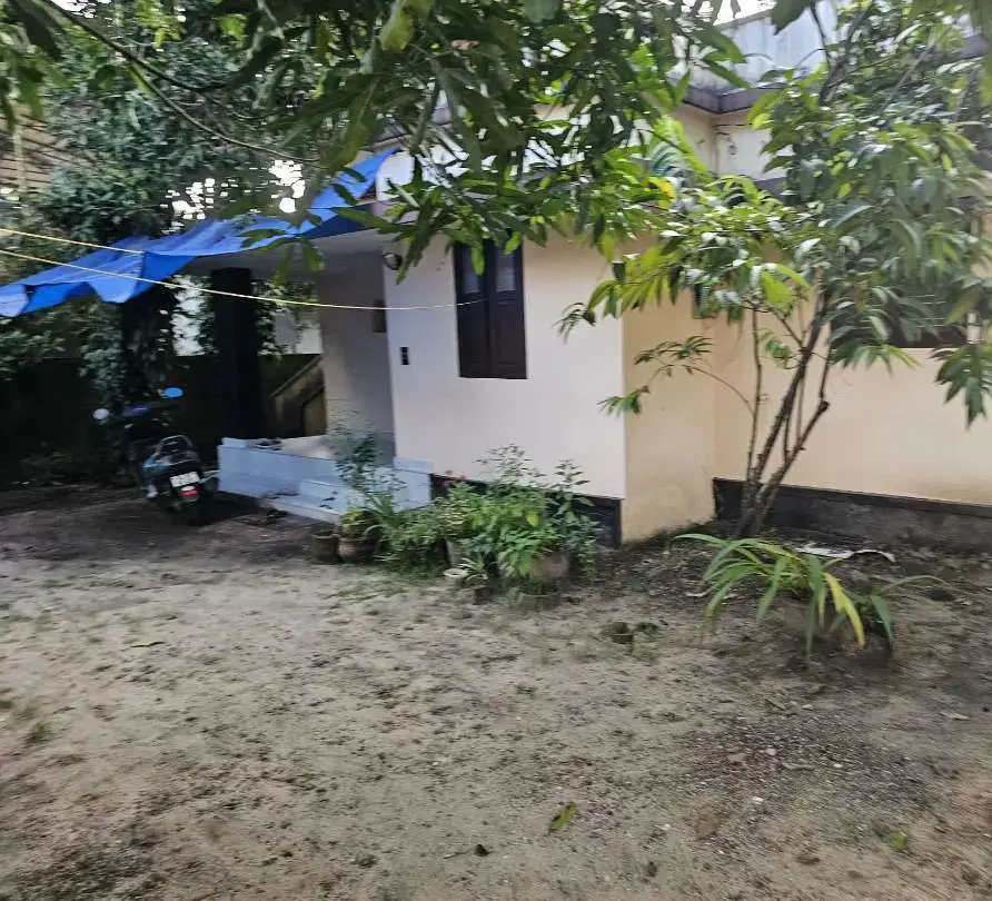 Plot for Sale in Vennala | Kochi