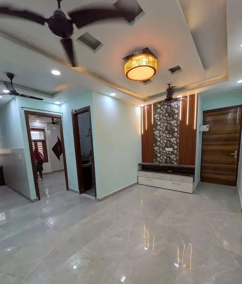 3BHK Flat for Sale in Dwarka Mor | Delhi