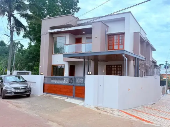 4BHK House for Sale in Pukkattupady | Choornikkara