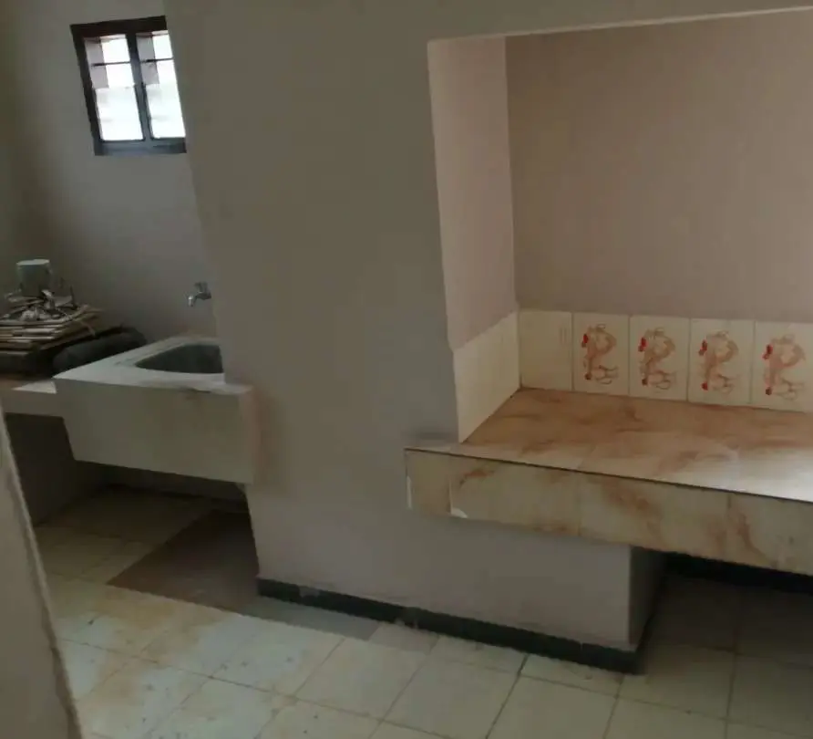 Residential cum Commercial Building for Sale in Ambalamukku