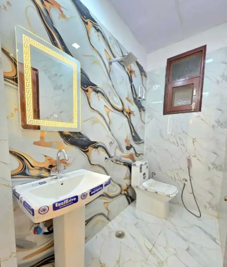 3BHK Flat for Sale in Gaur Chowk | Greater Noida