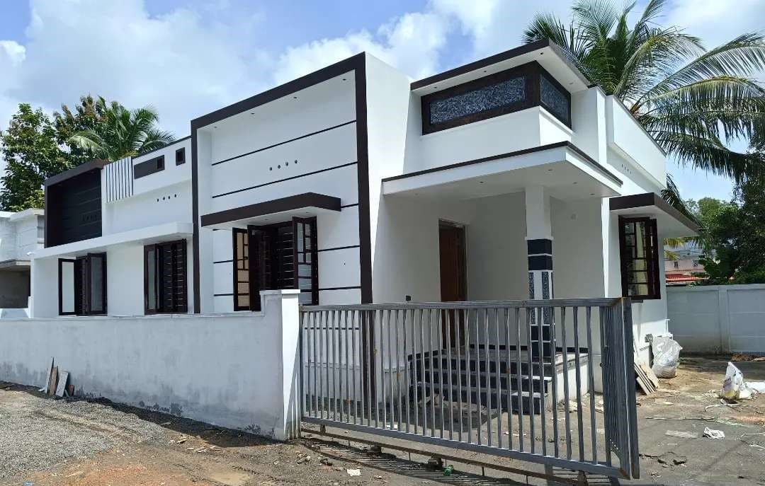 A Power of Attorney (POA) is a legal document that allows one person to authorize another person to act on their behalf. The person who gives the authority is called the principal, while the person receiving the authority is called the agent or attorney-in-fact.
In India, many individuals use a power of attorney when they cannot personally handle financial, legal, or property matters. For example, people living abroad often appoint a trusted family member to manage their property transactions in India.
Indian law recognizes several types of power of attorney based on the scope of authority granted to the agent. Understanding these types helps individuals choose the right legal document for their specific needs.

