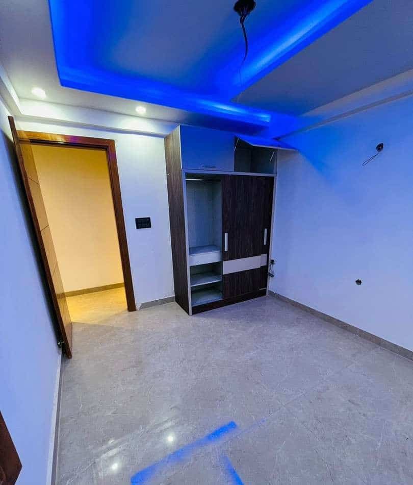 2BHK Flat for Sale in Sector 52 | Noida