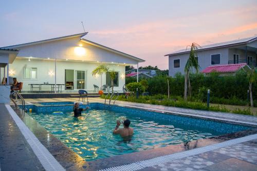 Lake View Farms for sale in Noida